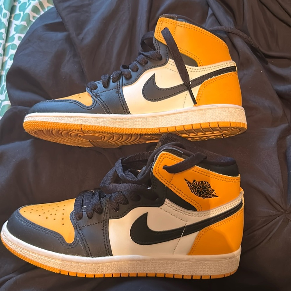 Kids 2Y Jordans